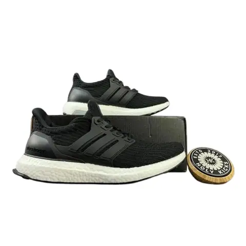 Adidad Ultra Boost